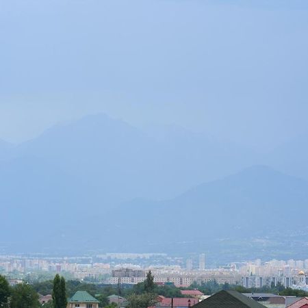 7Days Hotel Алмати Екстер'єр фото